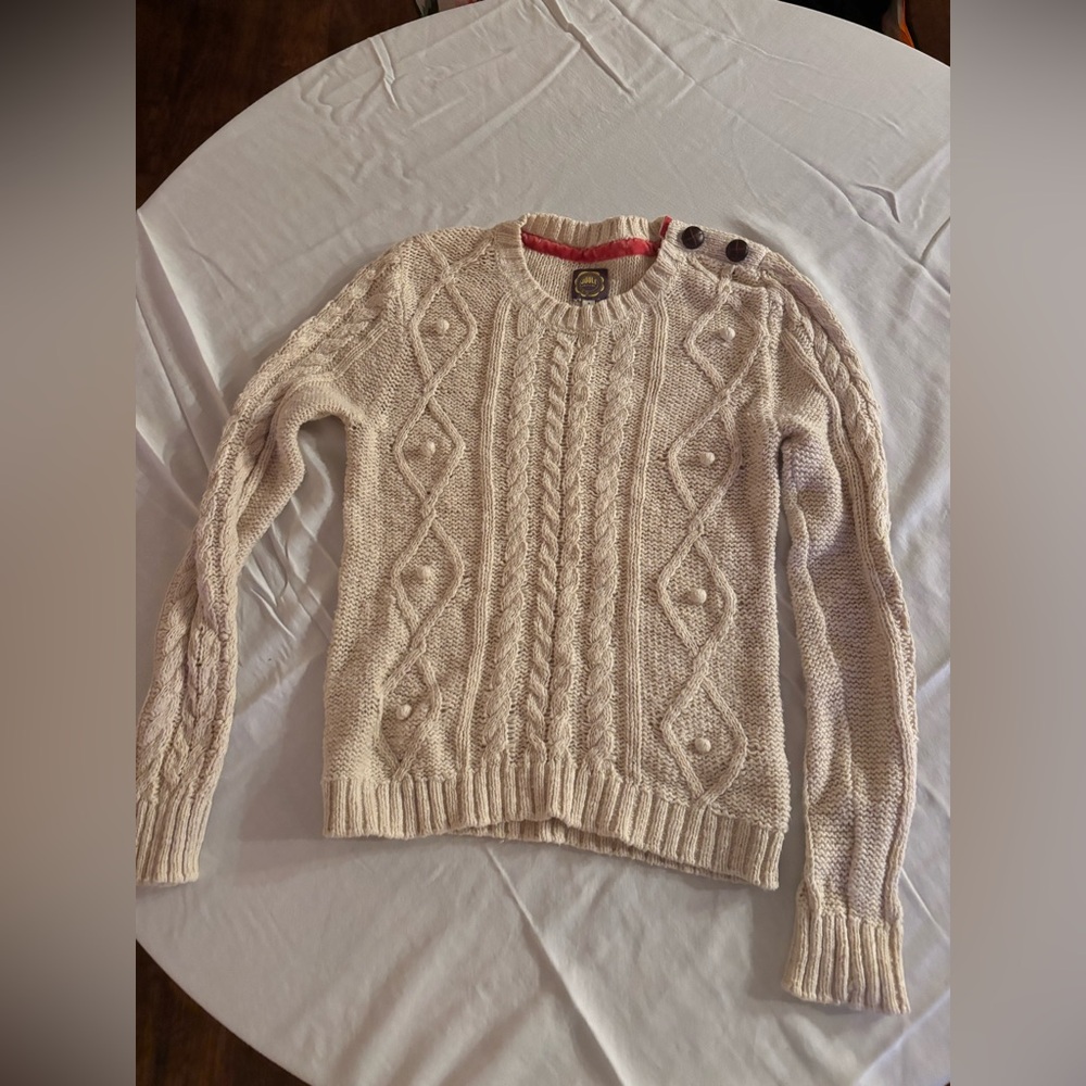 Cute Cable knit Sweater 🪽